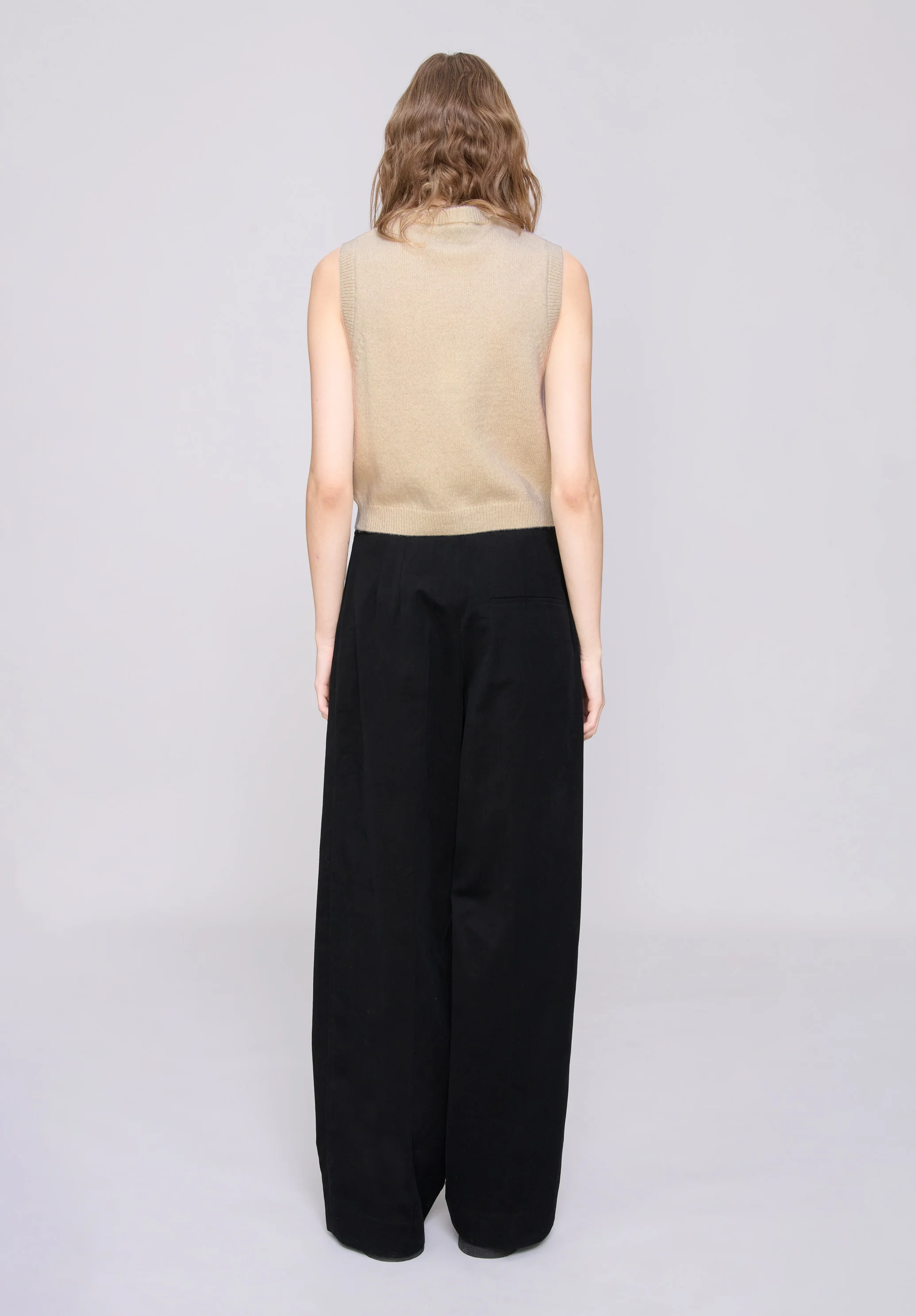 Alyson sleeveless jumper - Image 3