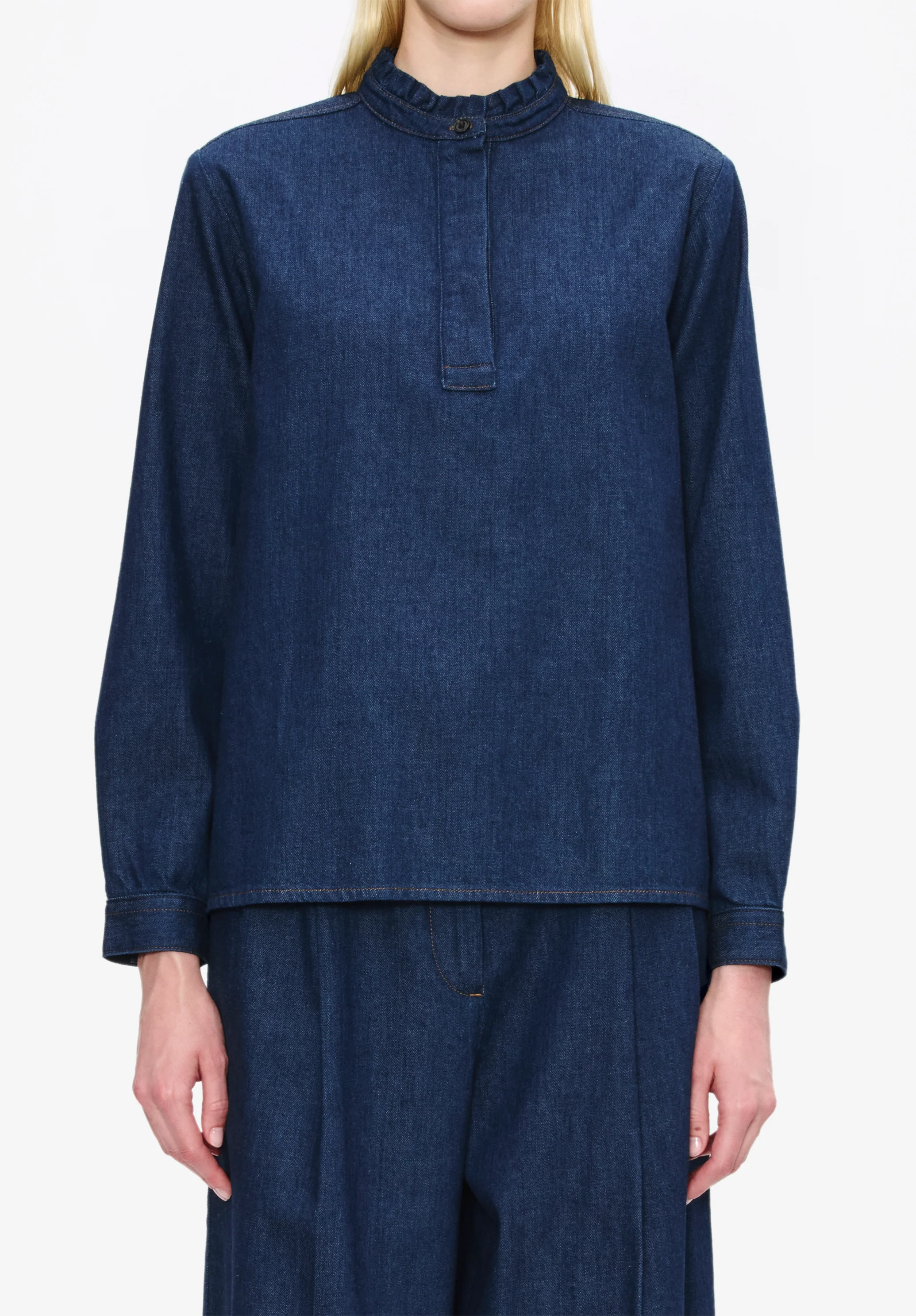 Blouse with ruffled collar - Image 4
