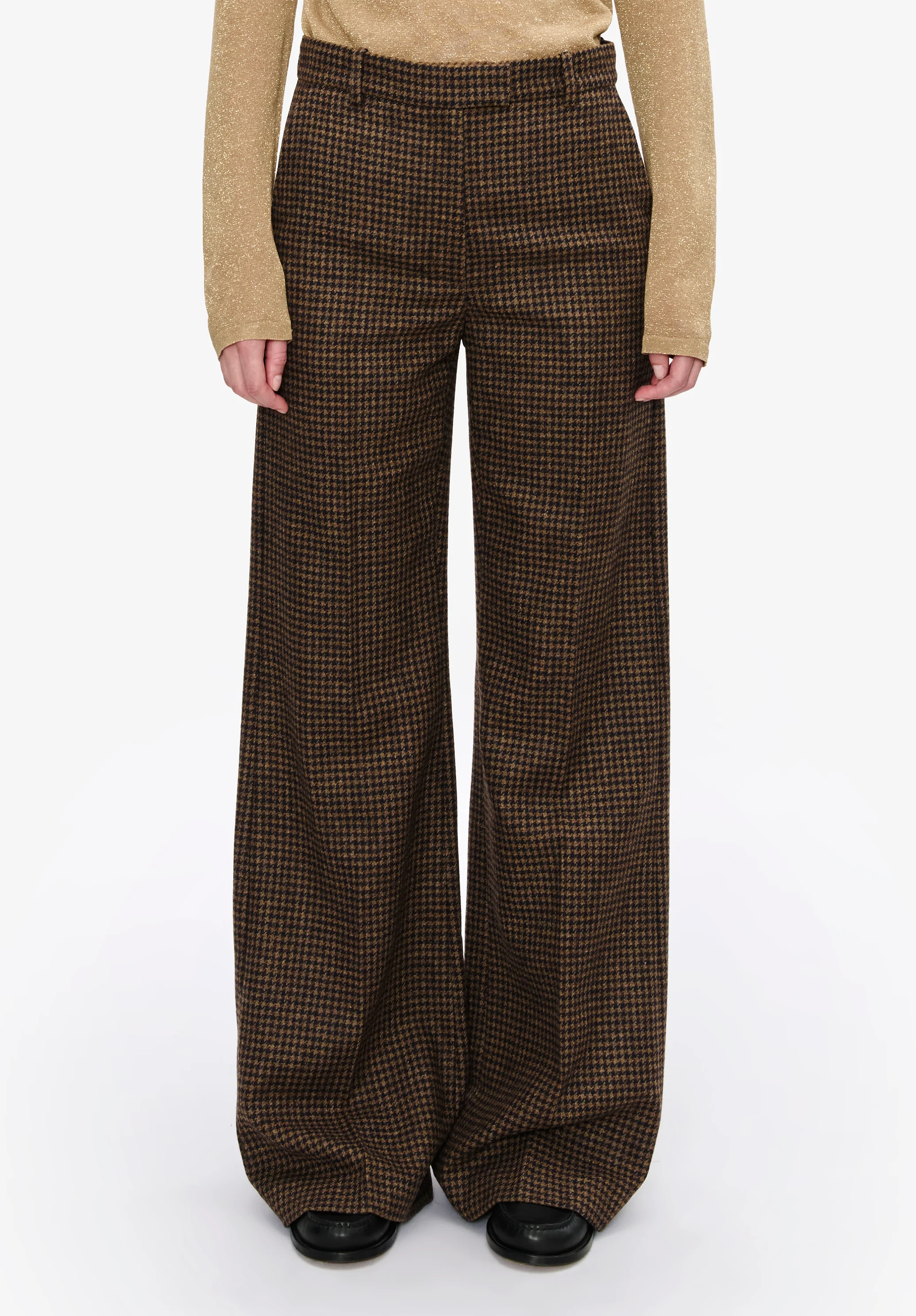 Straight-leg houndstooth trousers with permanent crease - Image 4