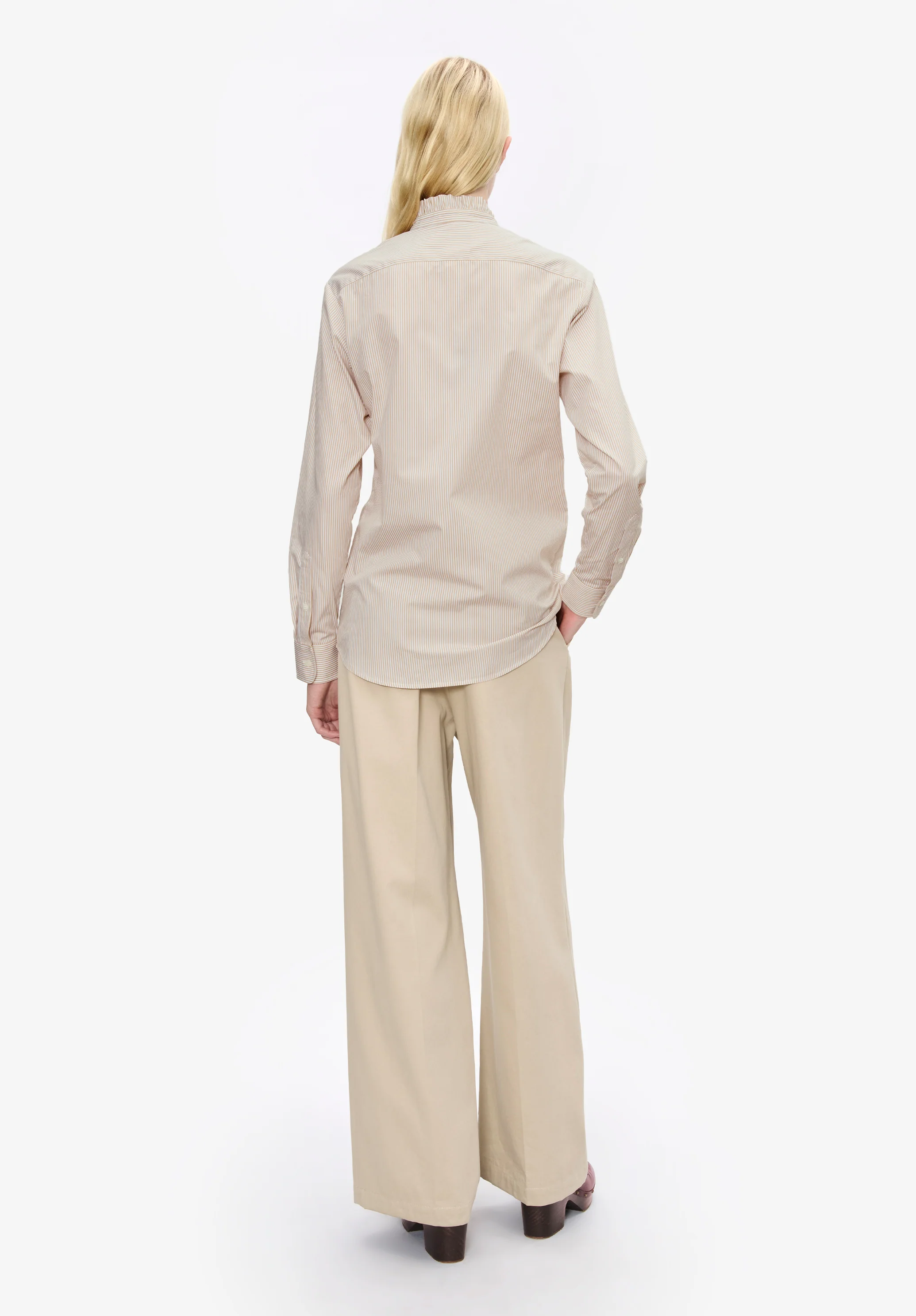 Striped blouse with ruffled collar - Image 3