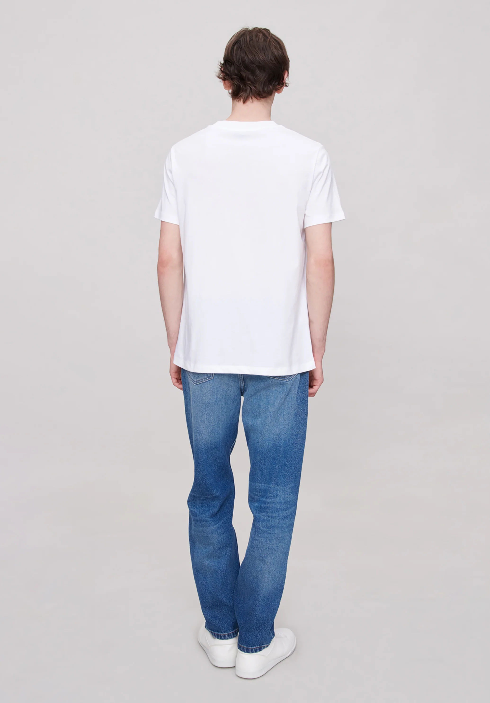 T-Shirt Standard Item - Image 3